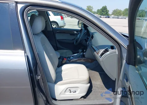 2013 Audi Q5 2.0T Premium z USA, uszkodzony, nr VIN WA1LFAFP0DA021740